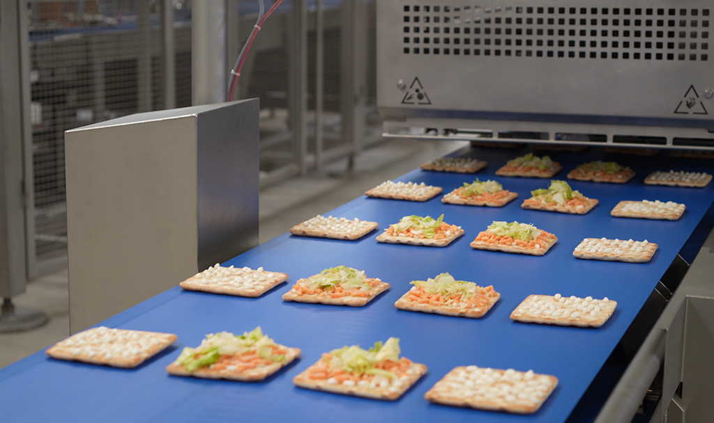 Club sandwich production line