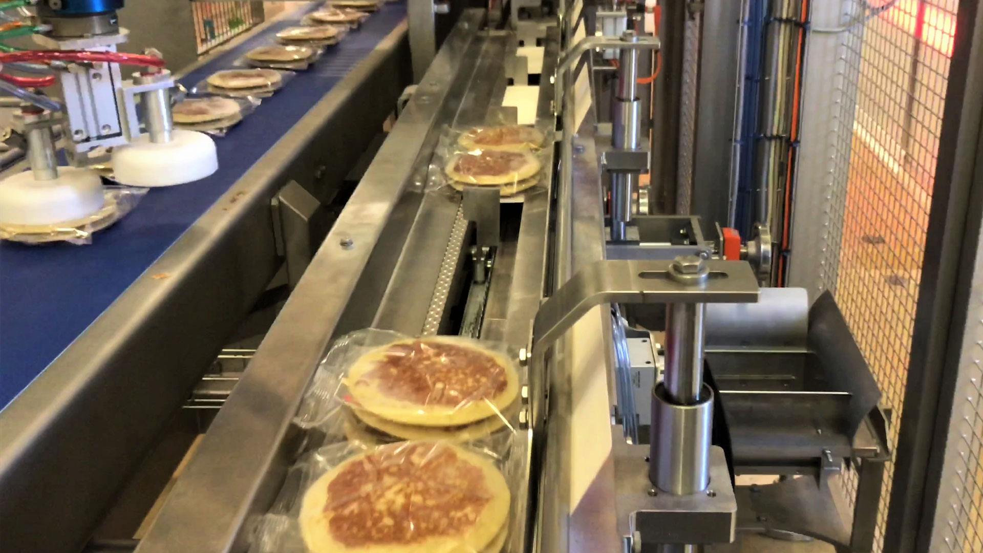 Robots station Pancakes packaging